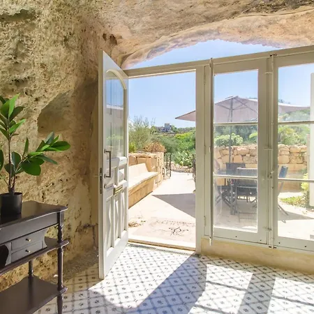 Pleasant Stone House & Jacuzzi St Martin - Happy L-Imgarr