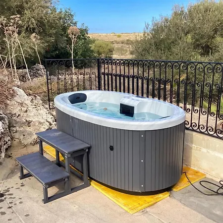 Pleasant Stone House & Jacuzzi St Martin - Happy Villa *
