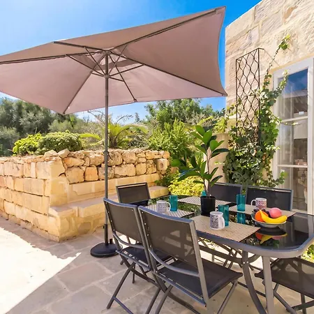 Pleasant Stone House & Jacuzzi St Martin - Happy Villa L-Imgarr