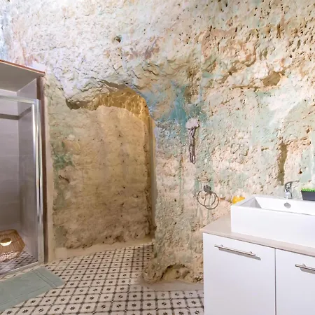 Pleasant Stone House & Jacuzzi St Martin - Happy L-Imgarr