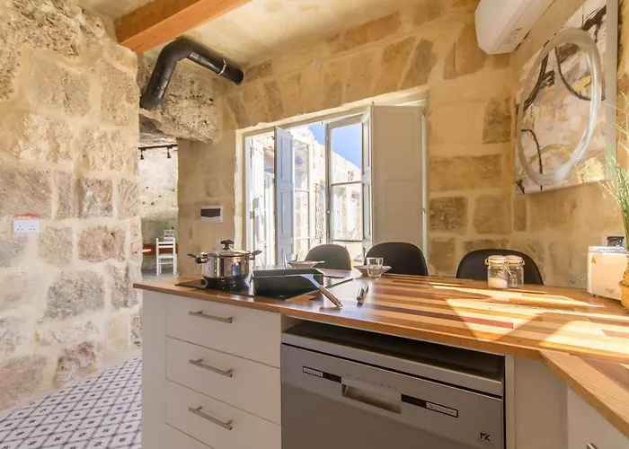 빌라 Pleasant Stone House & Jacuzzi St Martin - Happy L-Imgarr