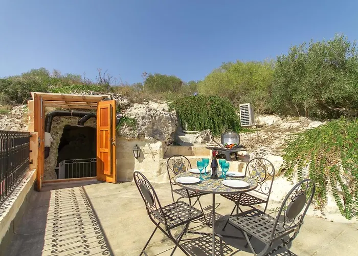 Pleasant Stone House & Jacuzzi St Martin - Happy ヴィラ L-Imgarr