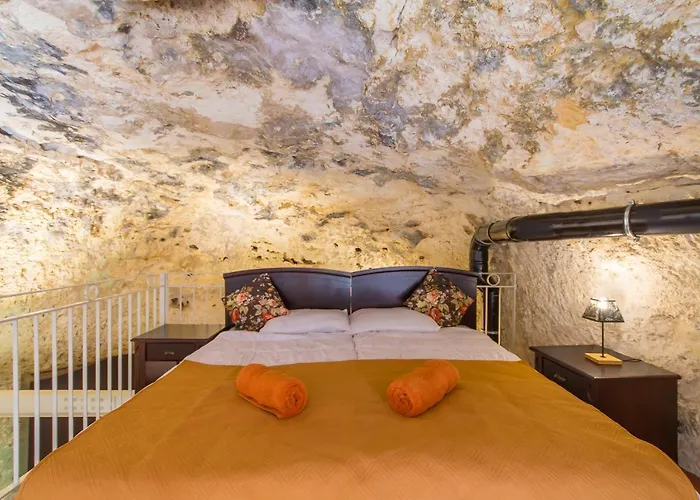 Villa Pleasant Stone House & Jacuzzi St Martin - Happy