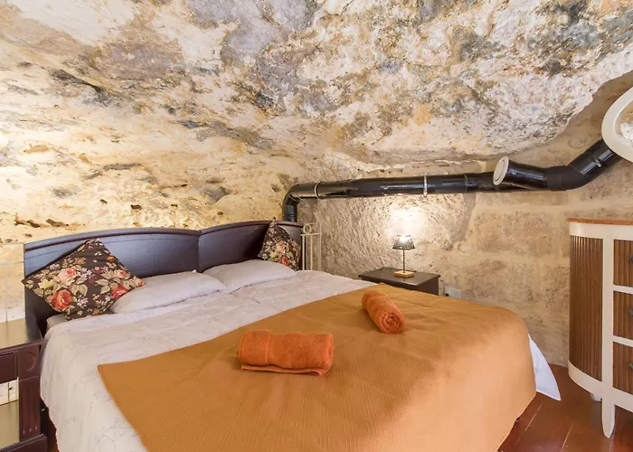 Pleasant Stone House & Jacuzzi St Martin - Happy L-Imgarr